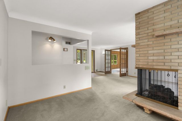 2878 Meadowlark Lane, Maplewood, MN 55109