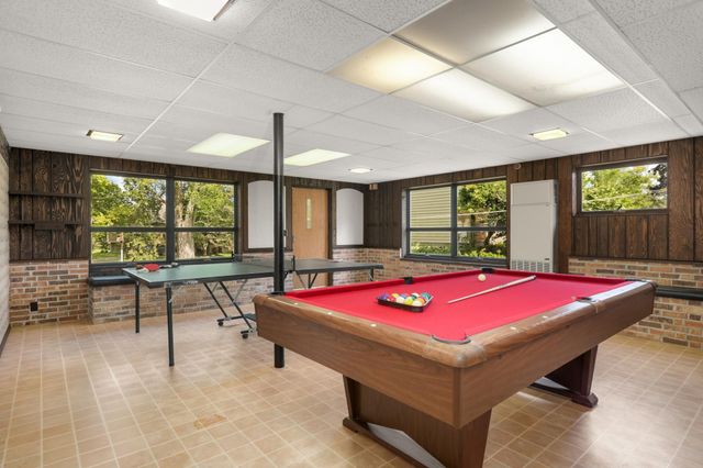 2878 Meadowlark Lane, Maplewood, MN 55109
