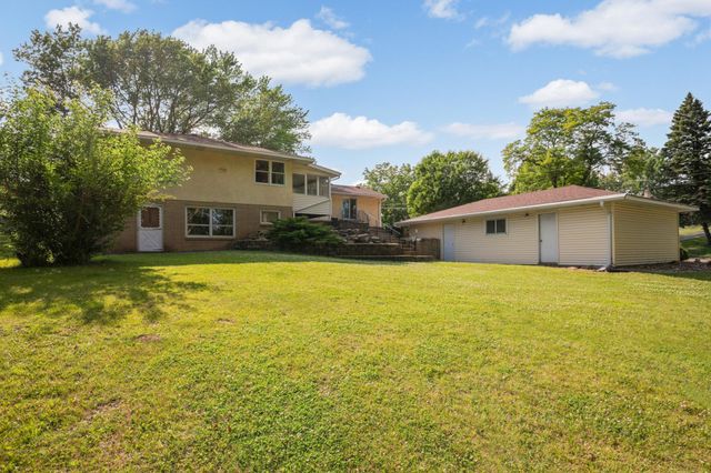 2878 Meadowlark Lane, Maplewood, MN 55109