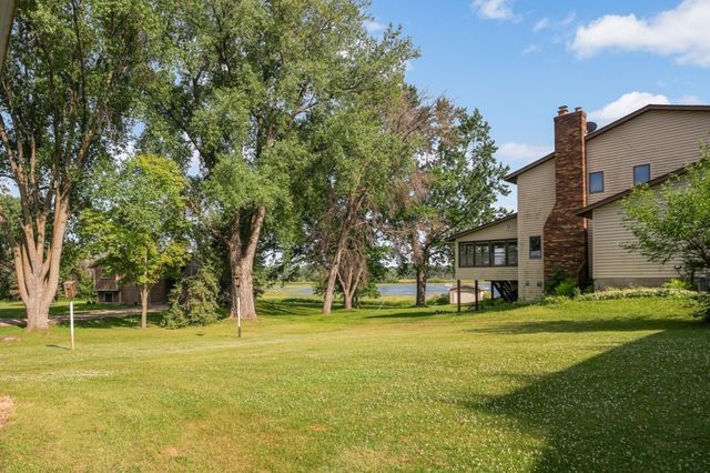 2878 Meadowlark Lane, Maplewood, MN 55109