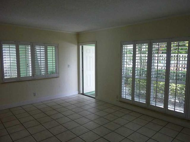 2124 NE 5th Avenue 103, Wilton Manors, FL 33305