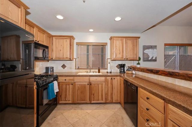 745 Summit Boulevard, Big Bear Lake, CA 92315