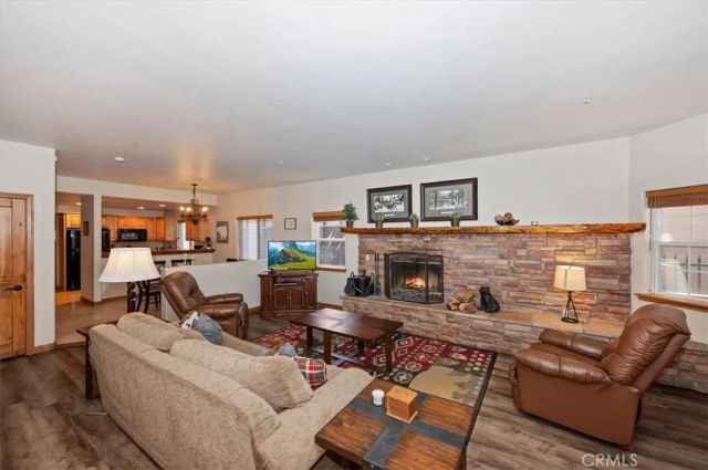 745 Summit Boulevard, Big Bear Lake, CA 92315