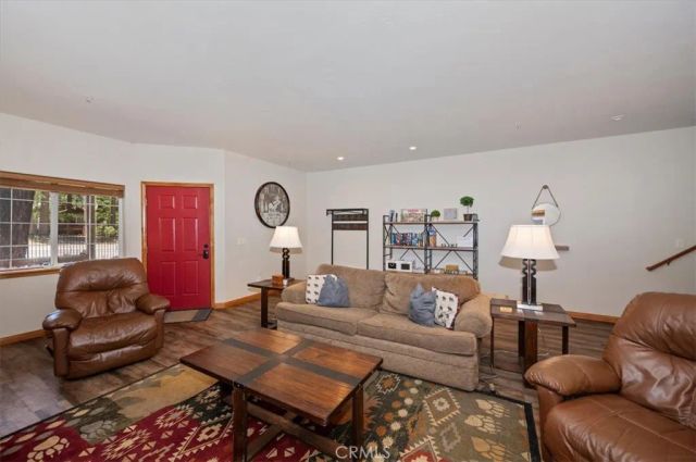 745 Summit Boulevard, Big Bear Lake, CA 92315