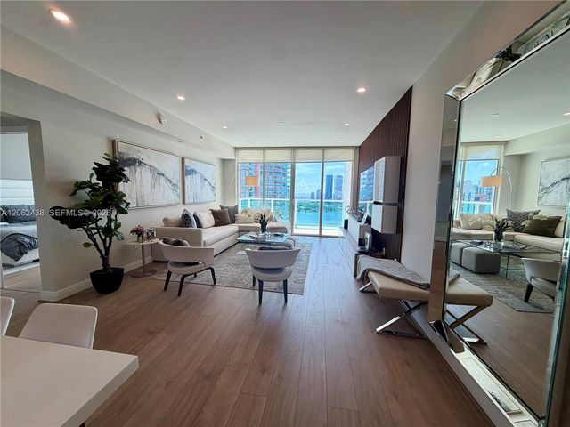 3330 NE 190th St 2711, Aventura, FL 33180