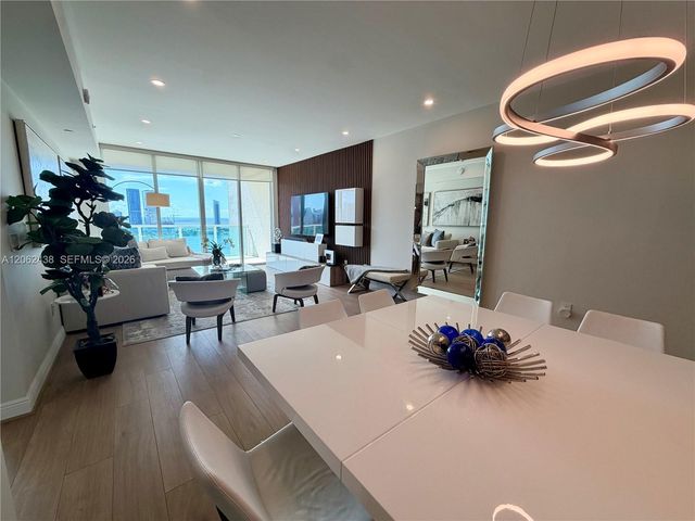 3330 NE 190th St 2711, Aventura, FL 33180