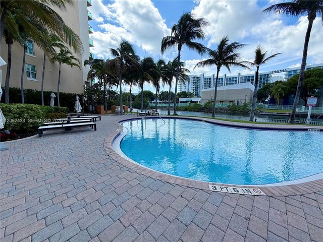 3330 NE 190th St 2711, Aventura, FL 33180