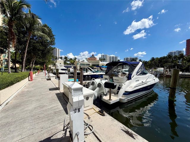 3330 NE 190th St 2711, Aventura, FL 33180