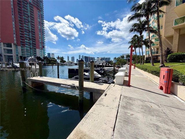 3330 NE 190th St 2711, Aventura, FL 33180