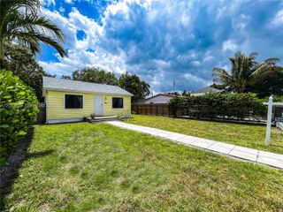 2330 Scott Street, Hollywood, FL 33020