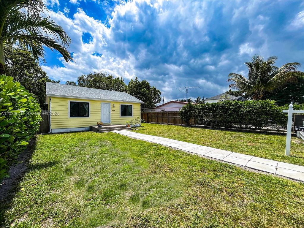2330 Scott Street, Hollywood, FL 33020