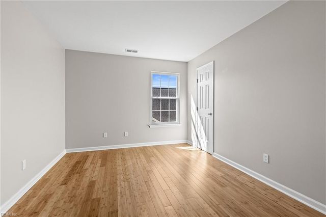 3001 Winterberry LN, Virginia Beach, VA 23453