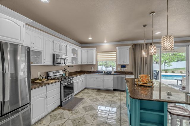 4212 Las Brisas Drive, Irving, TX 75038