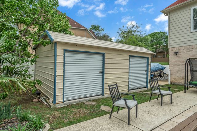 4212 Las Brisas Drive, Irving, TX 75038