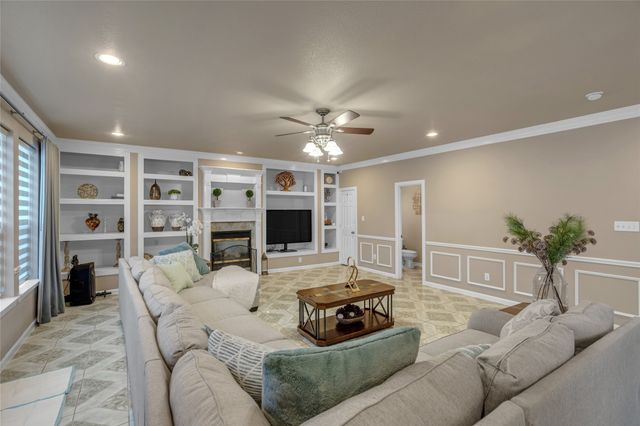 4212 Las Brisas Drive, Irving, TX 75038