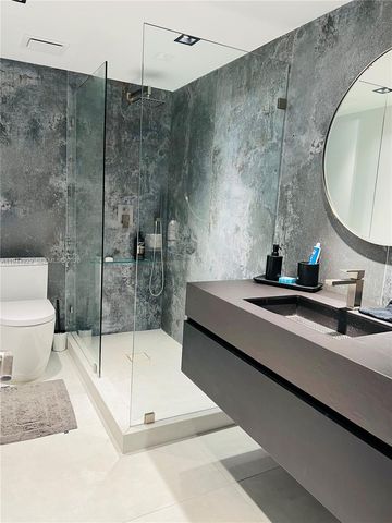 900 Bay Dr 410, Miami Beach, FL 33141