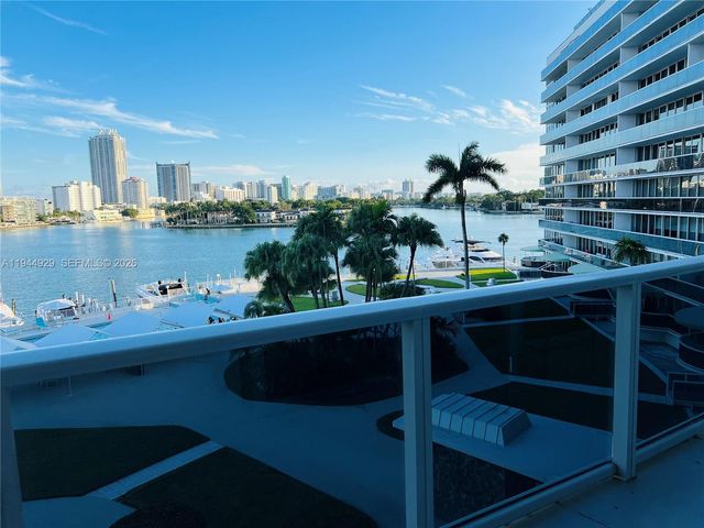 900 Bay Dr 410, Miami Beach, FL 33141