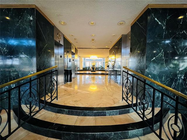 900 Bay Dr 410, Miami Beach, FL 33141