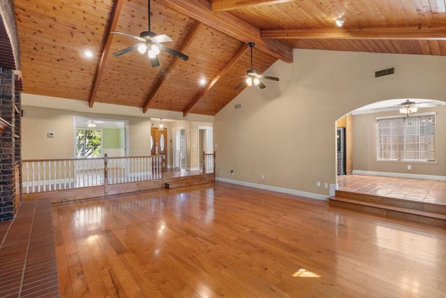 8840 Minnie Cir, Elk Grove, CA 95624