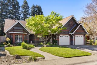 8840 Minnie Cir, Elk Grove, CA 95624