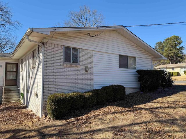 101 Crocus St, Hot Springs, AR 71913