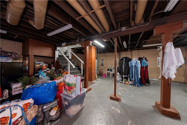 4263 Evergreen Rd, Summer Hill, PA 15214