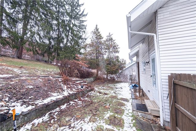 4263 Evergreen Rd, Summer Hill, PA 15214