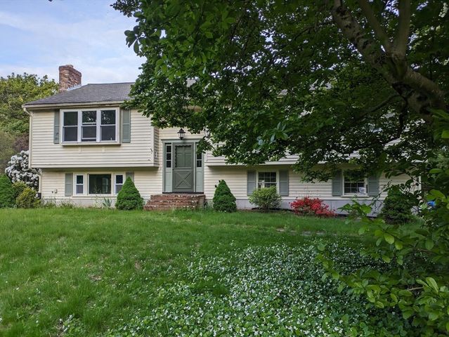 33 Myrtle St, Millis, MA 02054