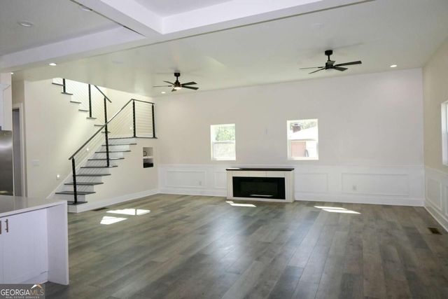518 Hoke O'kelly Mill Road NW, Loganville, GA 30052