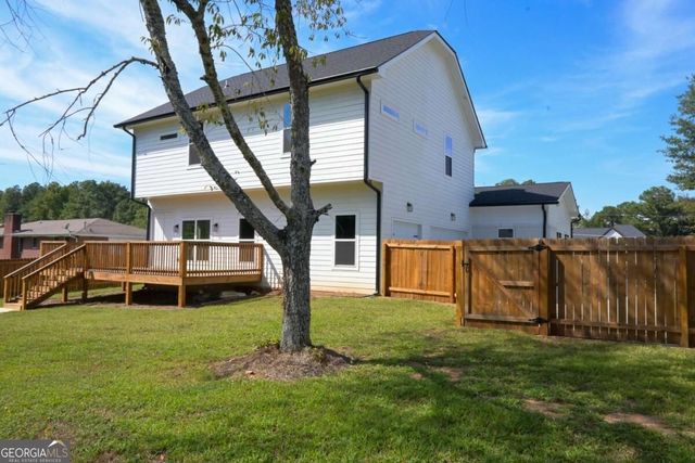 518 Hoke O'kelly Mill Road NW, Loganville, GA 30052