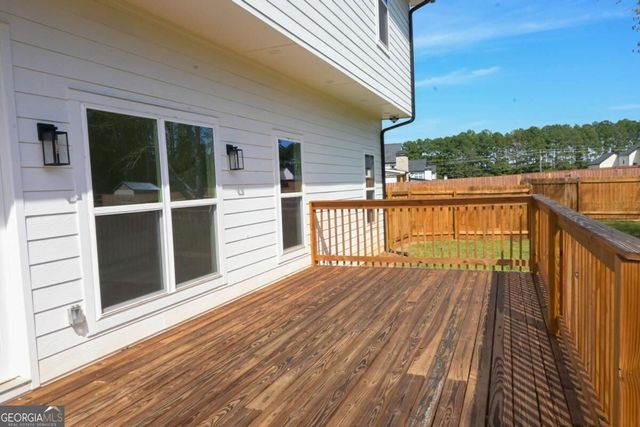 518 Hoke O'kelly Mill Road NW, Loganville, GA 30052