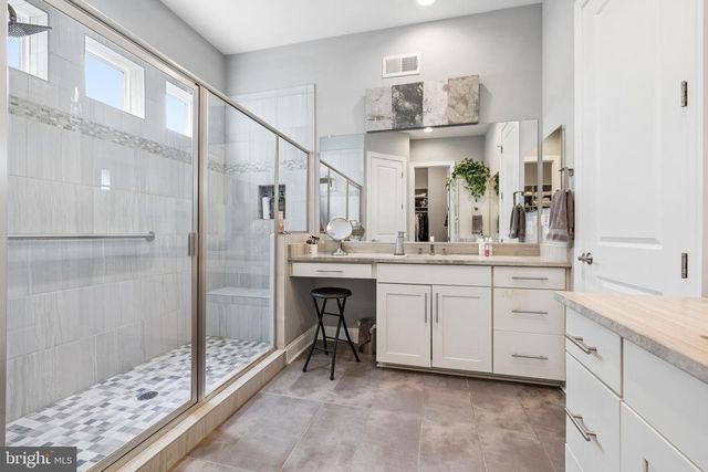 222 GREBE DR, Lake Frederick, VA 22630
