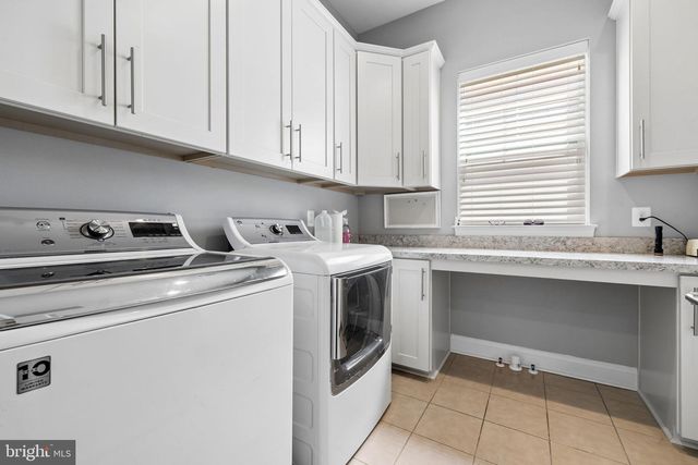 222 GREBE DR, Lake Frederick, VA 22630
