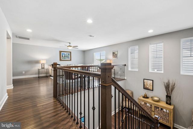 222 GREBE DR, Lake Frederick, VA 22630