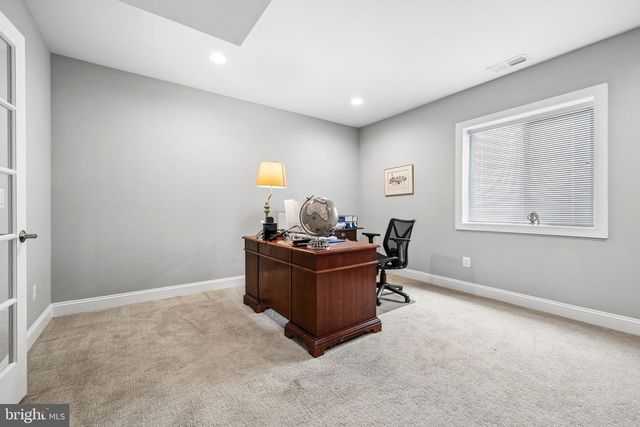 222 GREBE DR, Lake Frederick, VA 22630