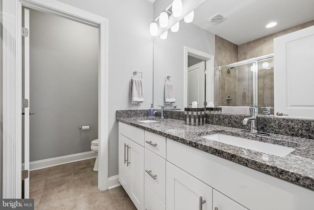 222 GREBE DR, Lake Frederick, VA 22630