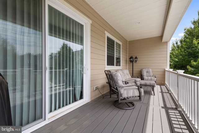 222 GREBE DR, Lake Frederick, VA 22630
