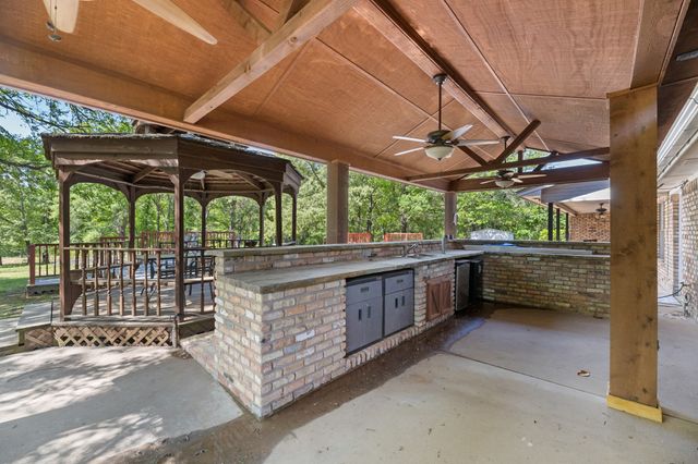 321 VZ County Road 2602, Wills Point, TX 75169