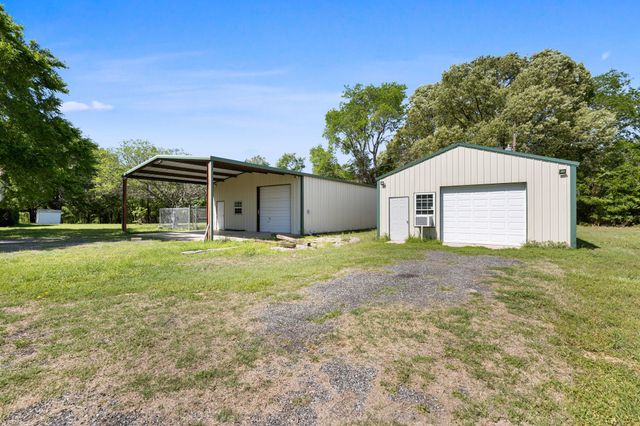 321 VZ County Road 2602, Wills Point, TX 75169