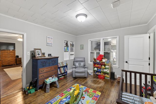 621 S Main ST, Lockhart, TX 78644