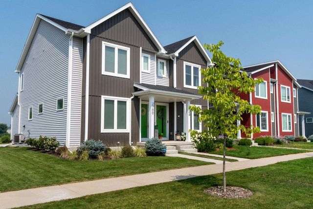 2700 Spark Street, Fitchburg, WI 53575