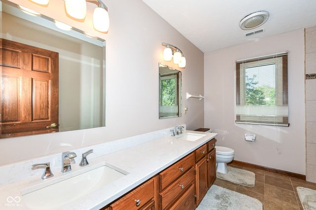 913 Timber Creek Drive, Indianapolis, IN 46239