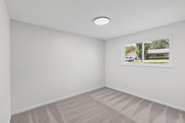 4806 Heatherton Drive, Columbus, OH 43229