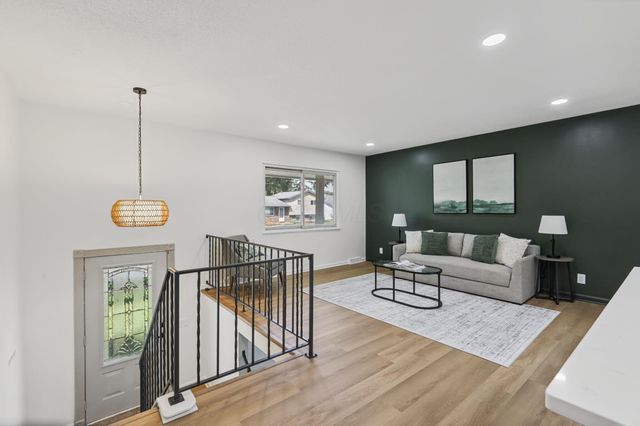 4806 Heatherton Drive, Columbus, OH 43229