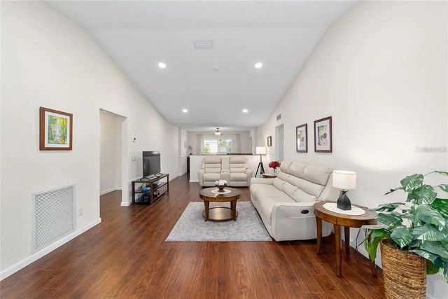 9697 SW 94TH COURT, Ocala, FL 34481