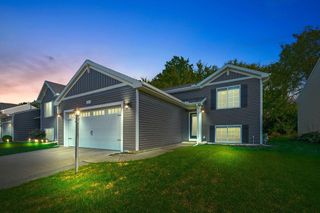 637 N Cygnet, Benton Harbor, MI 49022