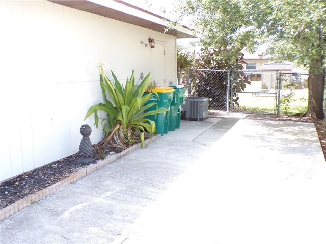 10104 WILLMINGTON BOULEVARD, Englewood, FL 34224