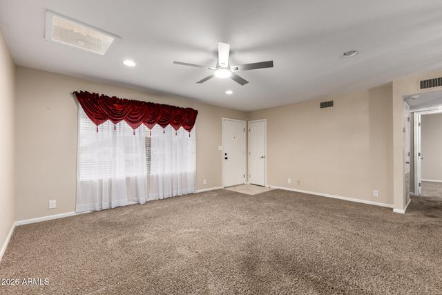 643 N 67TH Place, Mesa, AZ 85205