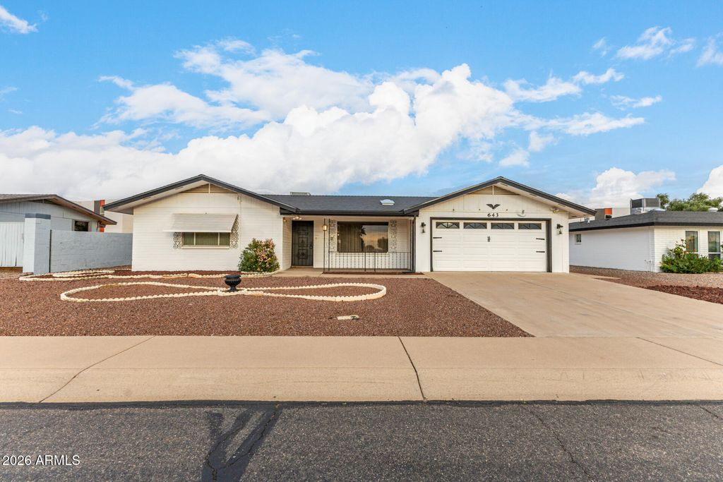 643 N 67TH Place, Mesa, AZ 85205