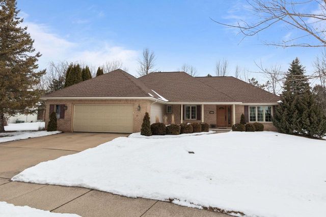 2104 STAFFORD LANE, Kaukauna, WI 54130